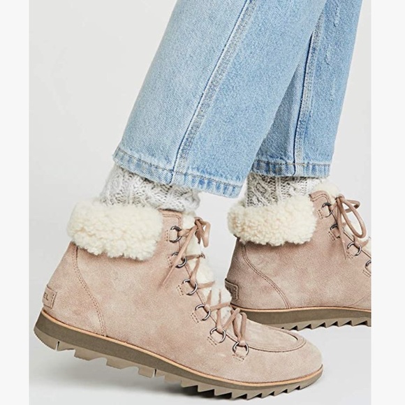 Sorel Harlow Lace Up Cozy Boot - Picture 5 of 9